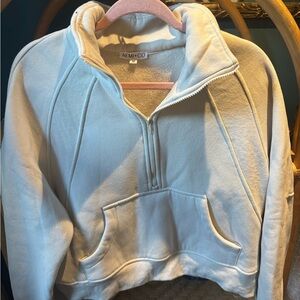 Aemi + Co Cropped White Sweatshirt